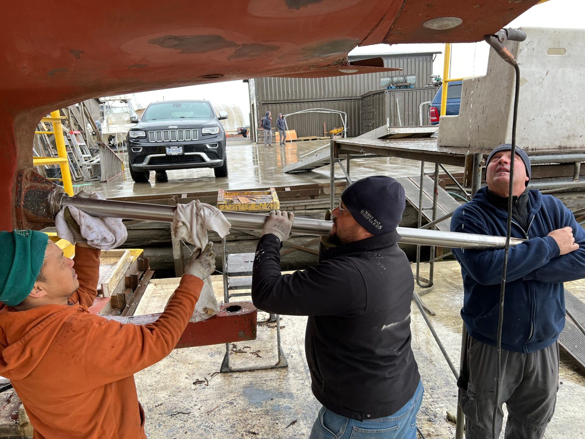 removing prop from a yacht during a yacht refit and maintenance